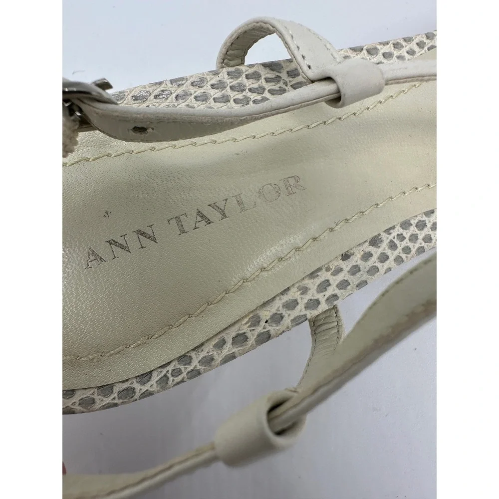 Ann Taylor Womens White Snakeskin Strappy Kitten Heel Sandals Size 7.5M